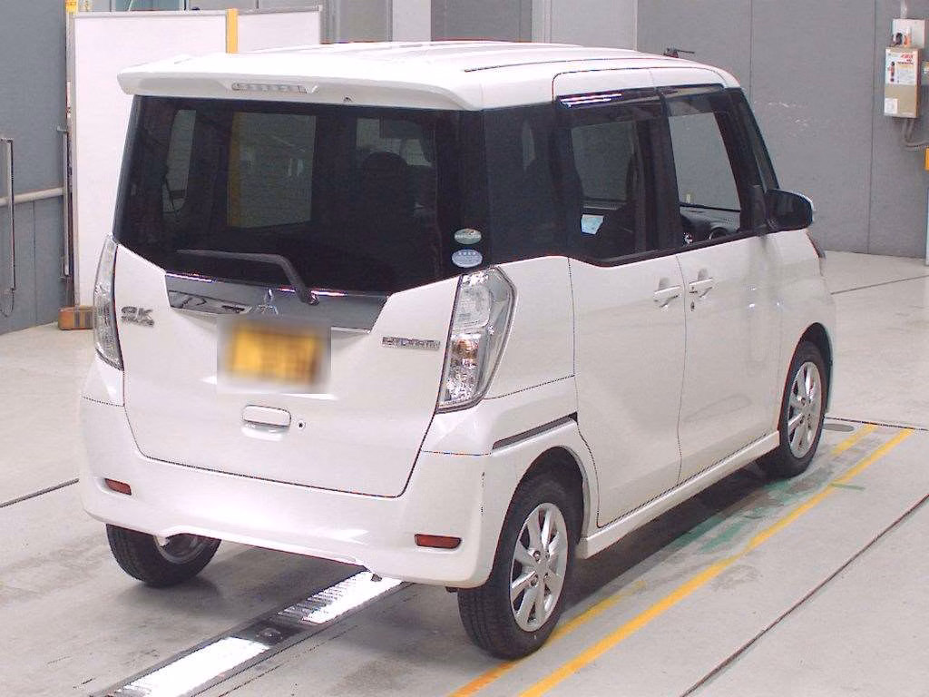 MITSUBISHI EK SPACE