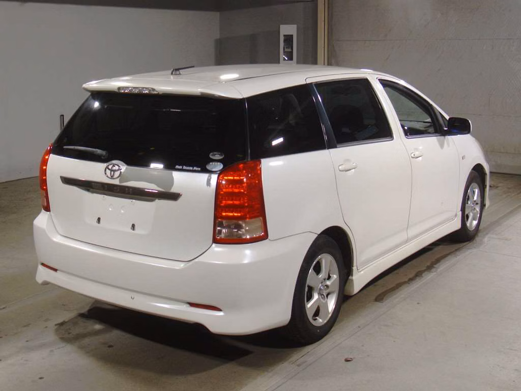 TOYOTA WISH
