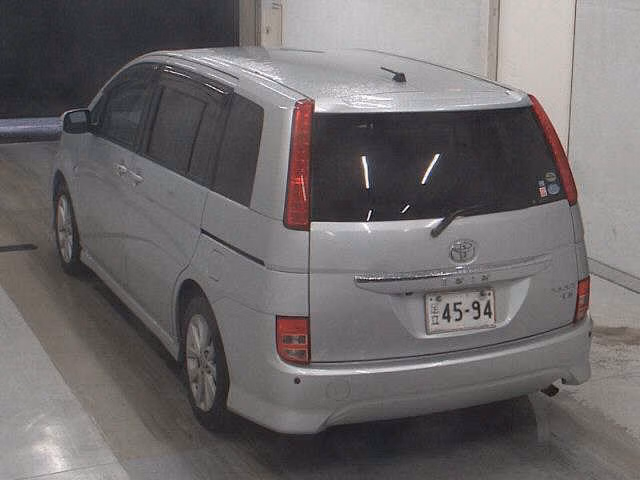 TOYOTA ISIS