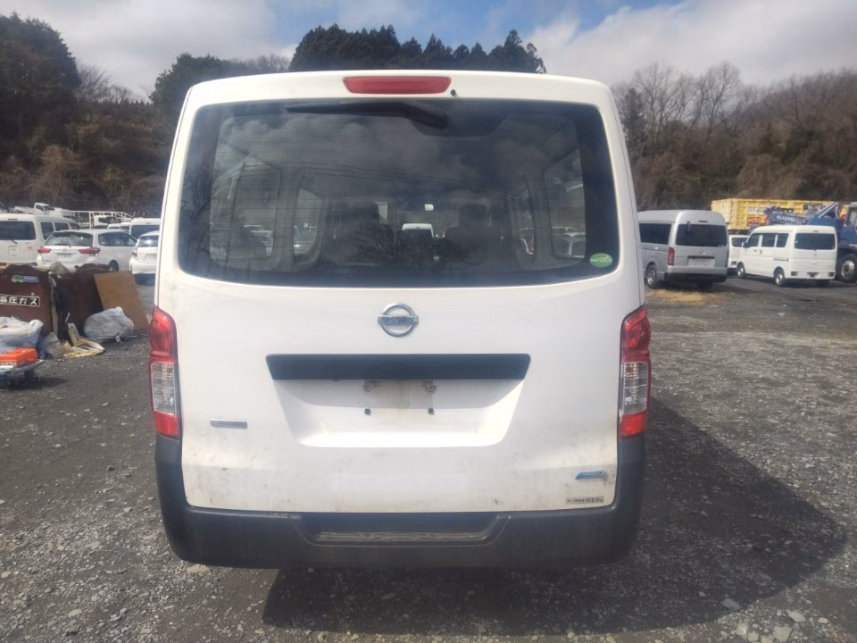 NISSAN CARAVAN