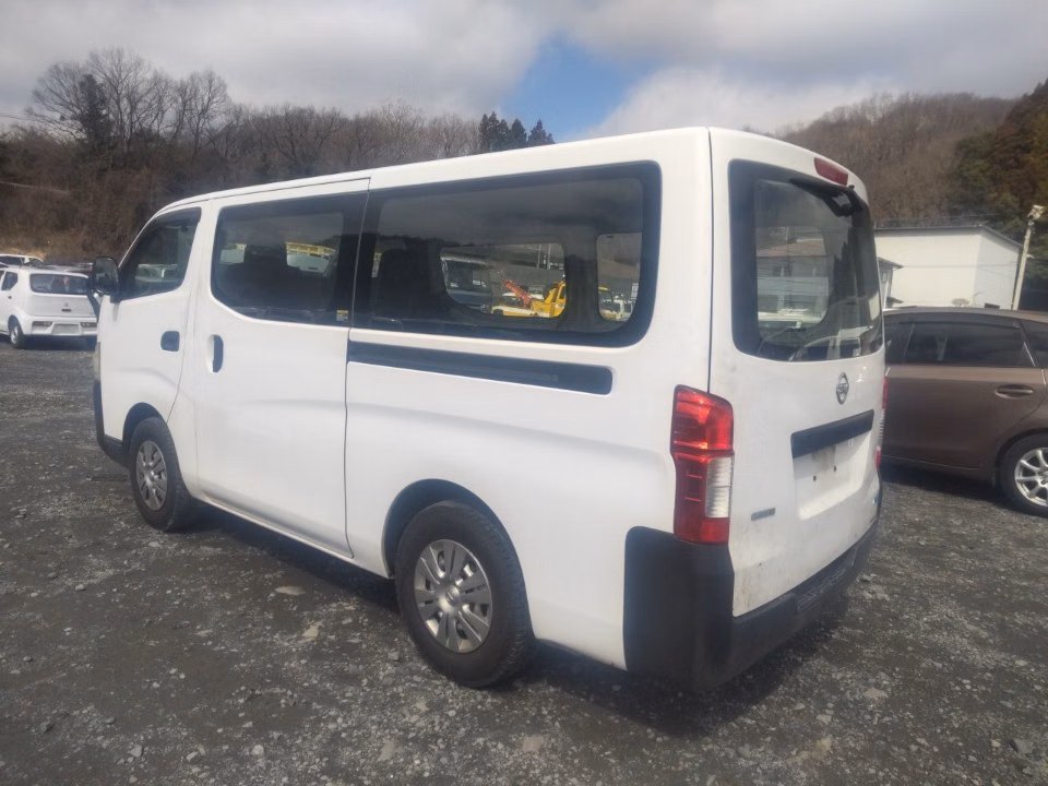 NISSAN CARAVAN