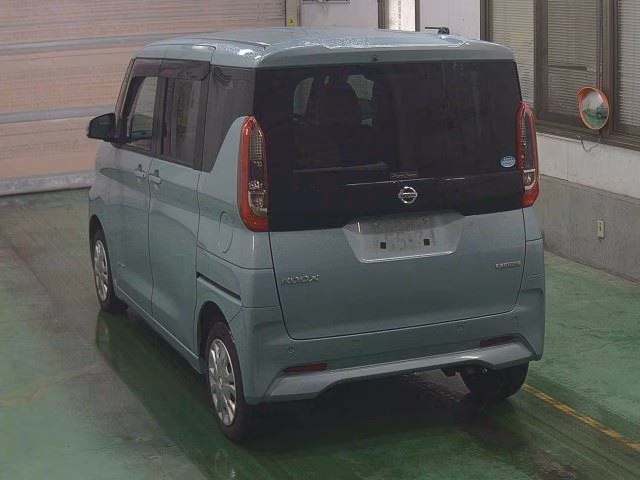 NISSAN ROOX