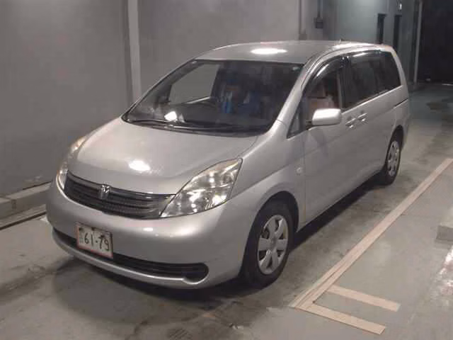 TOYOTA ISIS