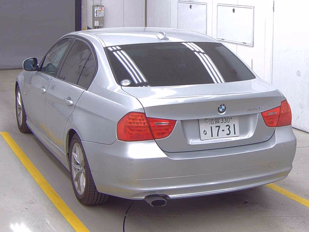 BMW 3-SERIES