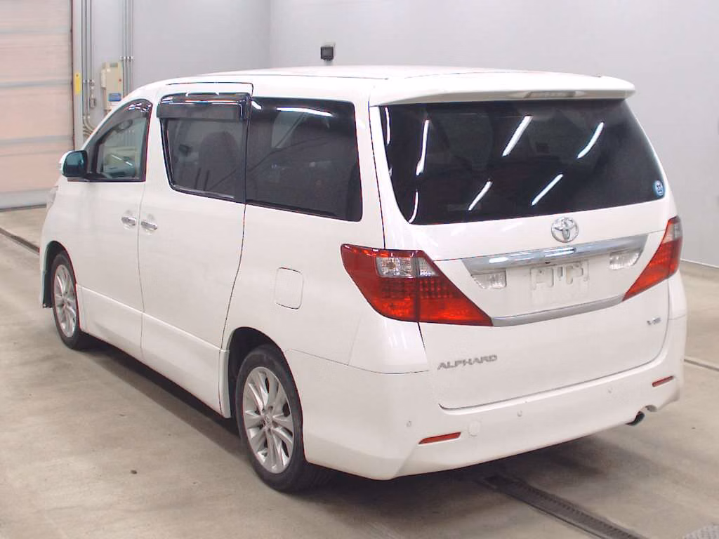 TOYOTA ALPHARD