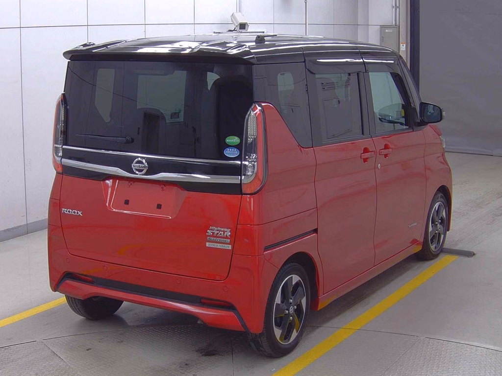 NISSAN ROOX