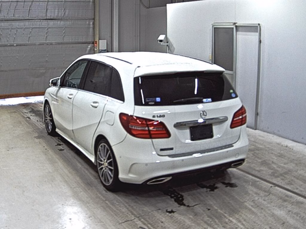 MERCEDES-BENZ B-CLASS