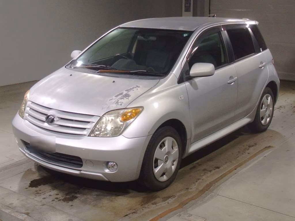 TOYOTA IST