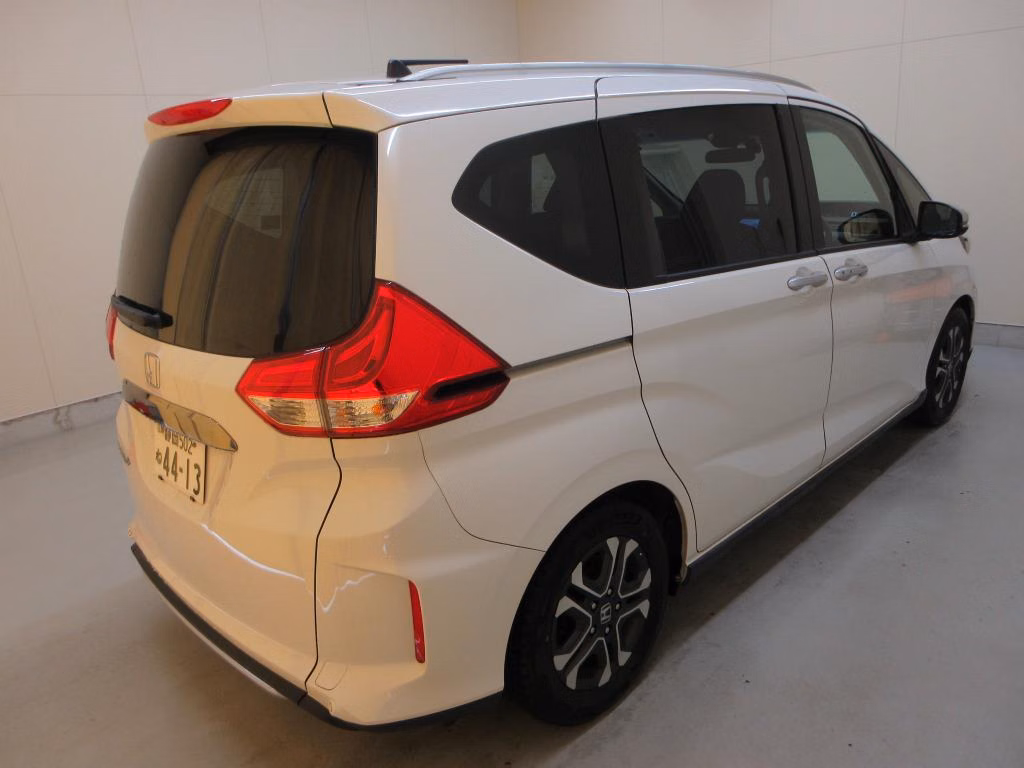 HONDA FREED+