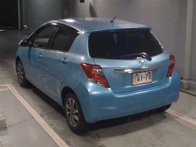 TOYOTA VITZ