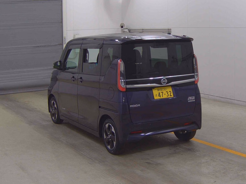 NISSAN ROOX