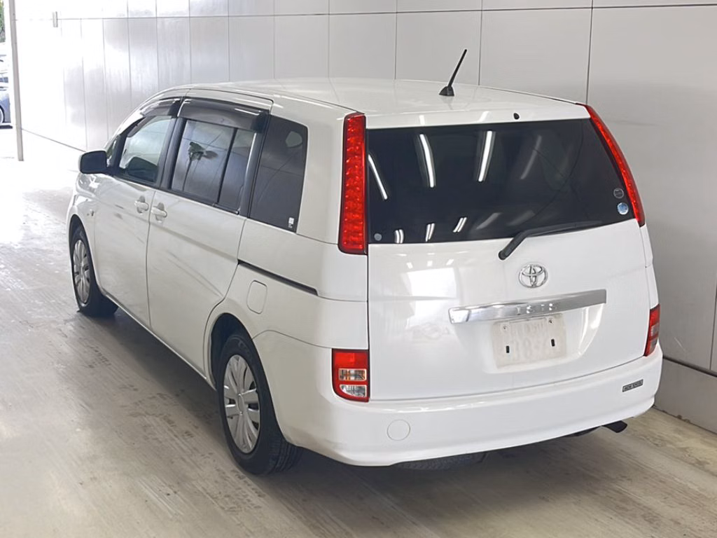 TOYOTA ISIS