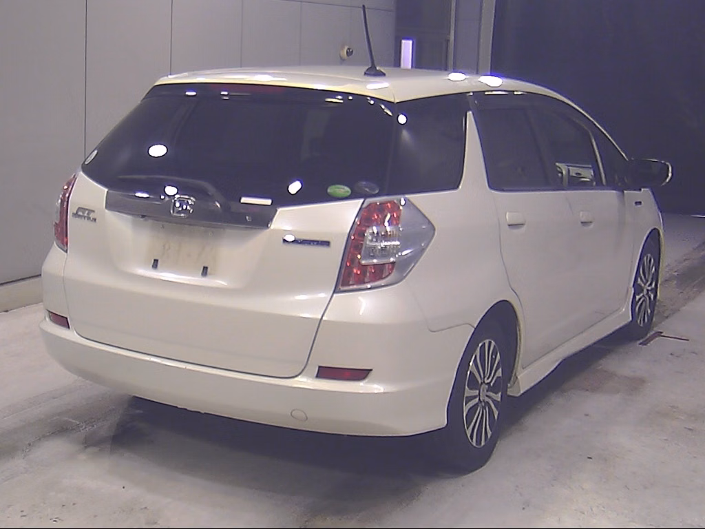 HONDA FIT SHUTTLE