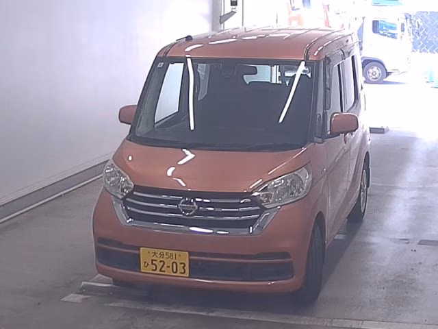 NISSAN DAYZ ROOX