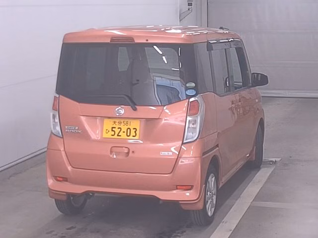 NISSAN DAYZ ROOX