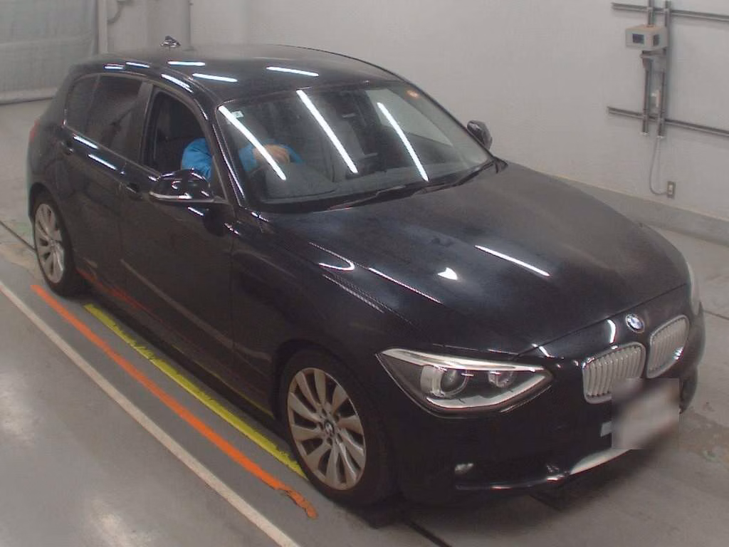 BMW 1-SERIES