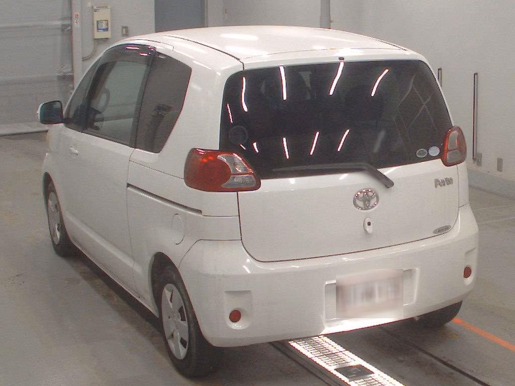 TOYOTA PORTE