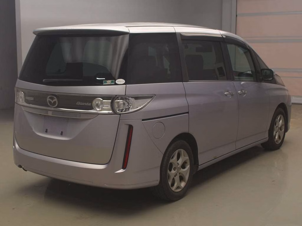 MAZDA BIANTE