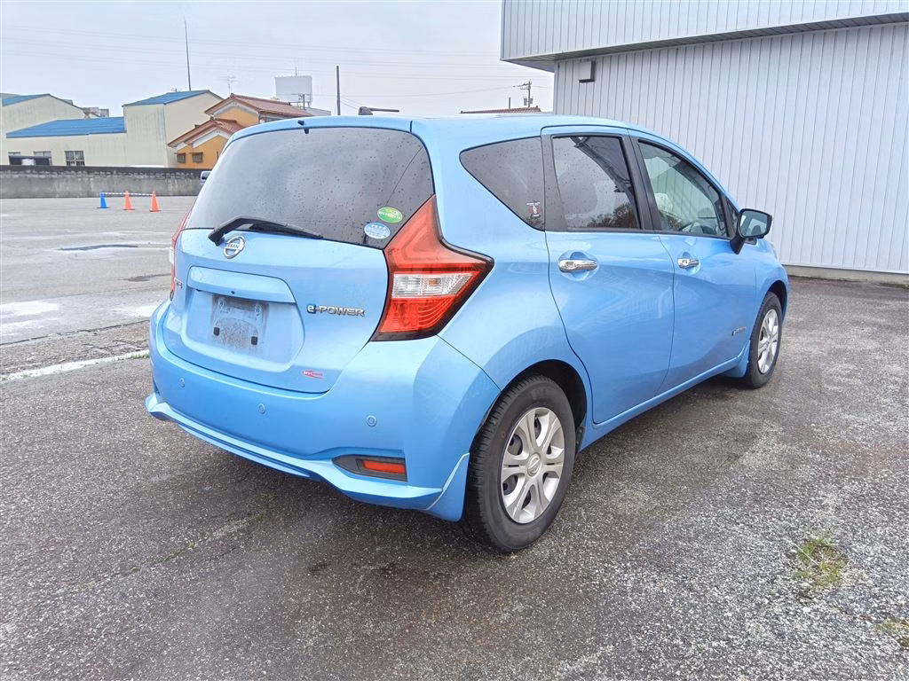 NISSAN NOTE