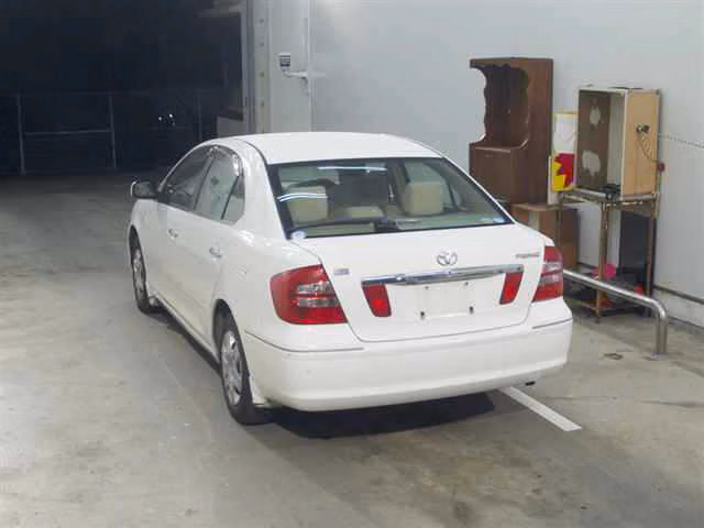 TOYOTA PREMIO