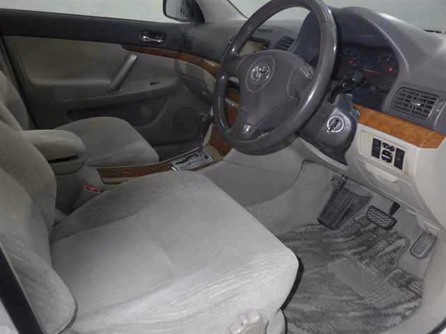 TOYOTA PREMIO