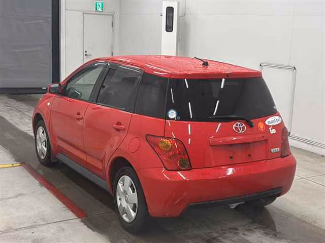 TOYOTA IST