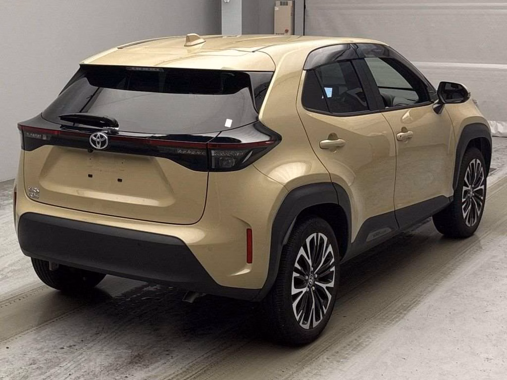 TOYOTA YARIS CROSS