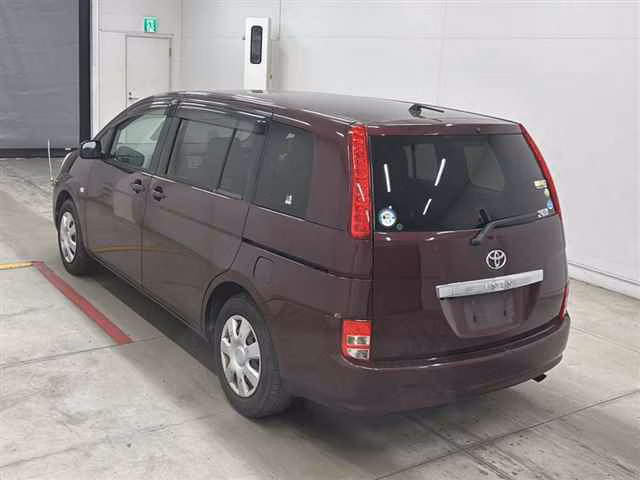 TOYOTA ISIS