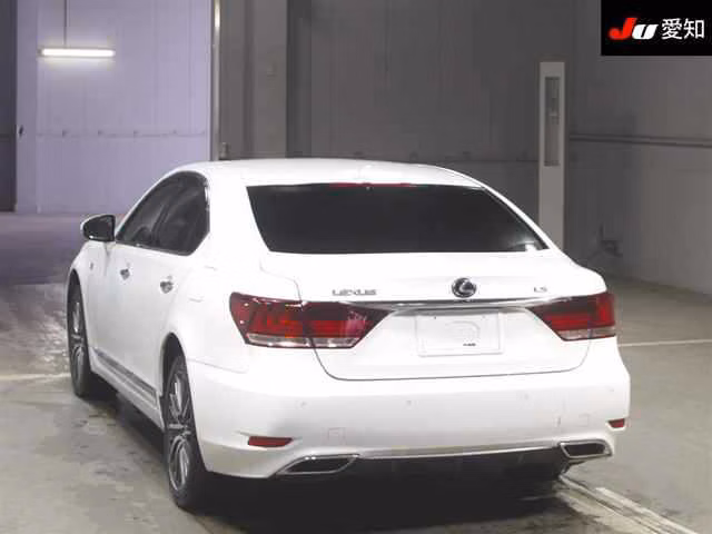 LEXUS LS460