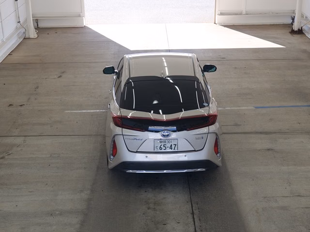 TOYOTA PRIUS PHV