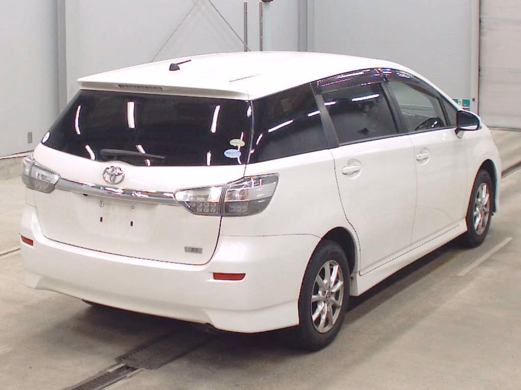 TOYOTA WISH