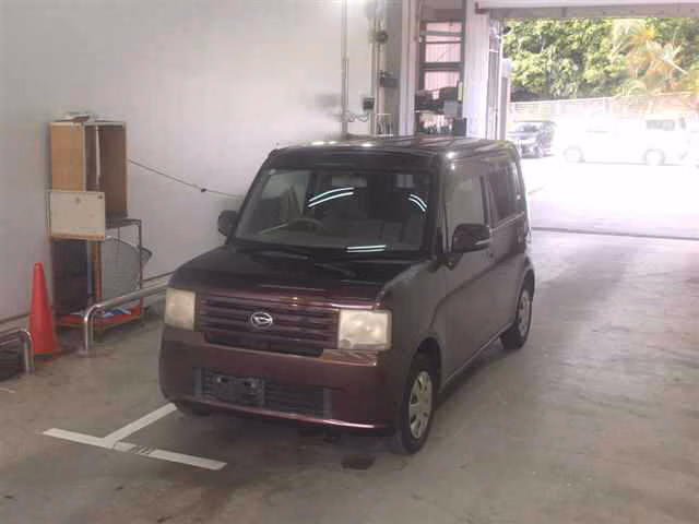 DAIHATSU MOVE CONTE