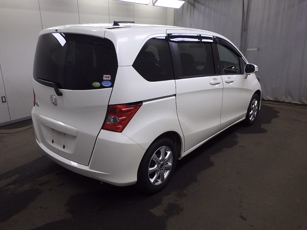 HONDA FREED