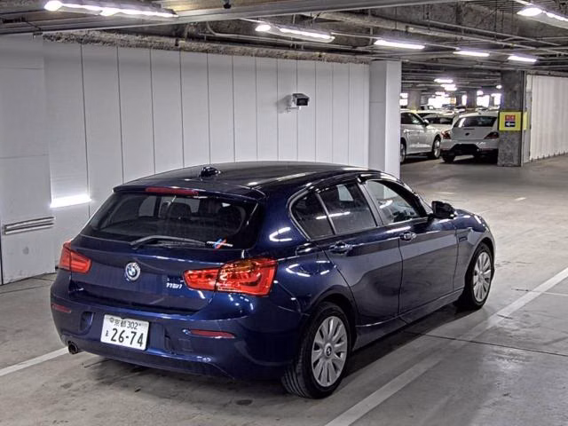 BMW 1-SERIES