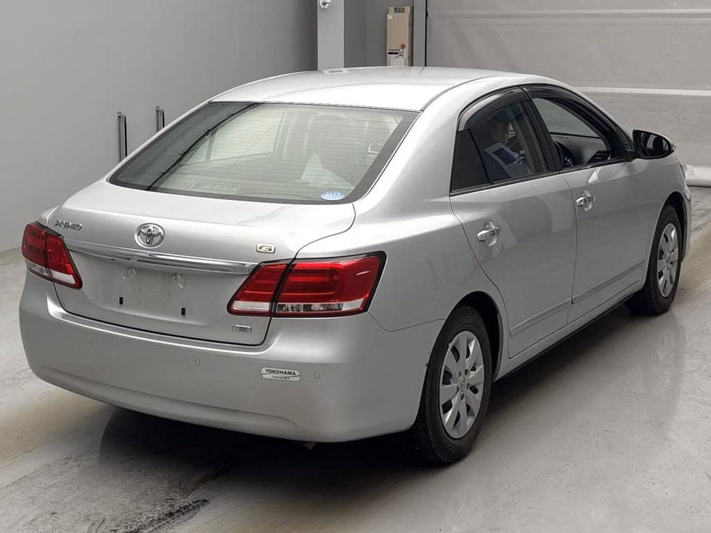 TOYOTA PREMIO