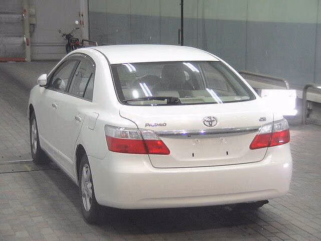 TOYOTA PREMIO