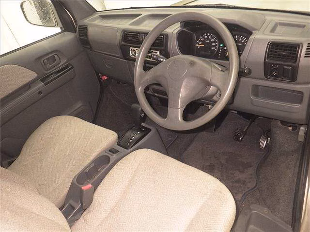 MITSUBISHI TOWN BOX