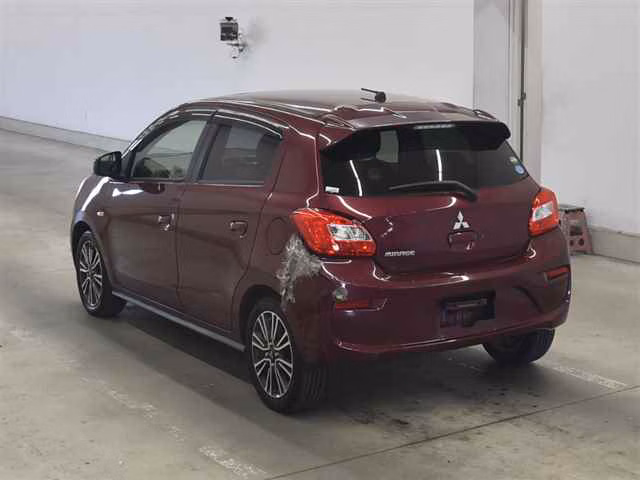 MITSUBISHI MIRAGE