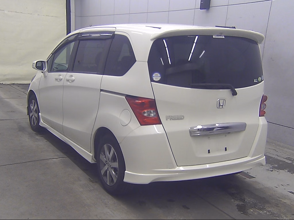 HONDA FREED