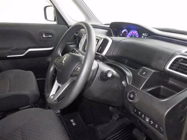 MITSUBISHI DELICA D:2