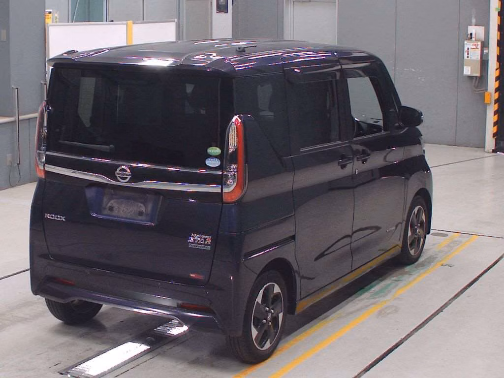NISSAN ROOX