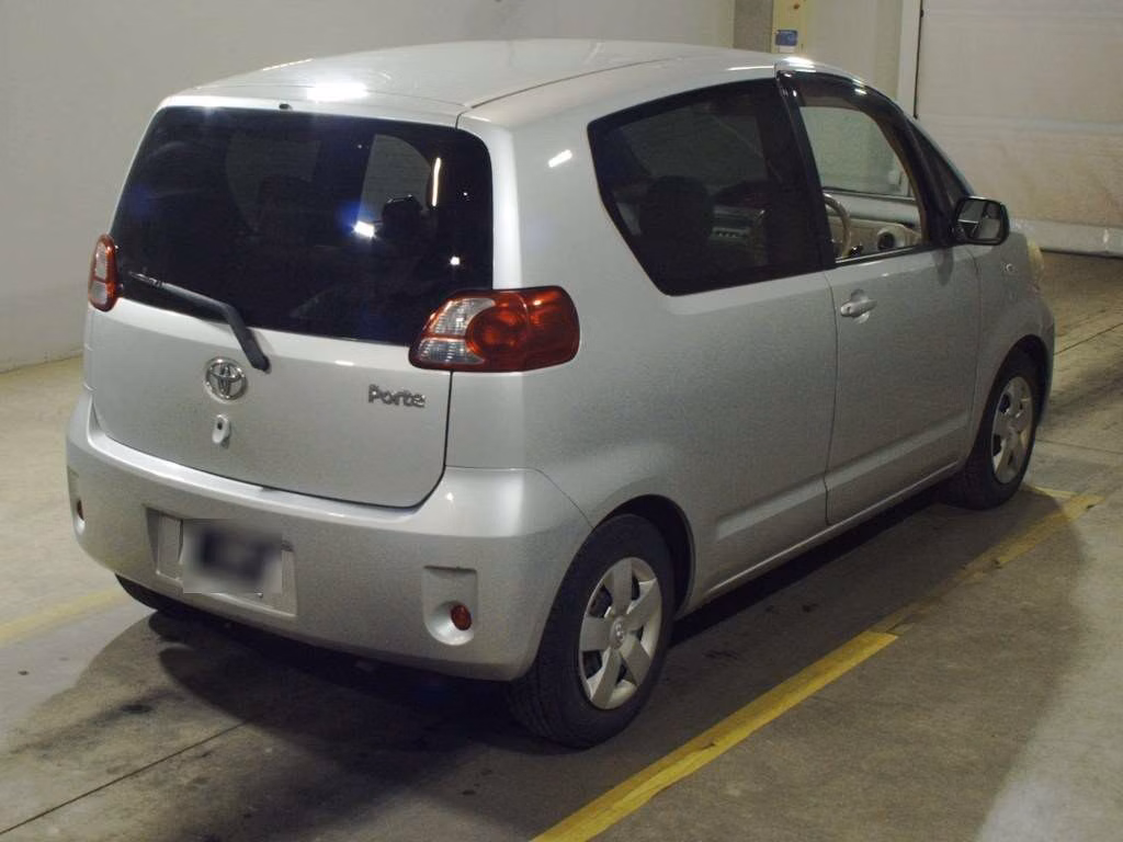 TOYOTA PORTE