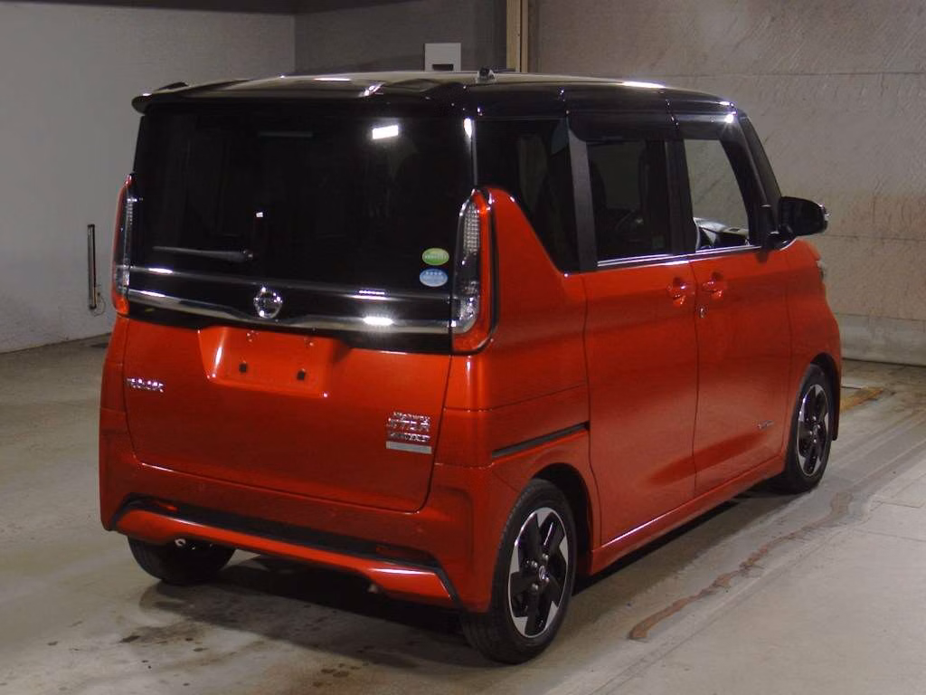 NISSAN ROOX