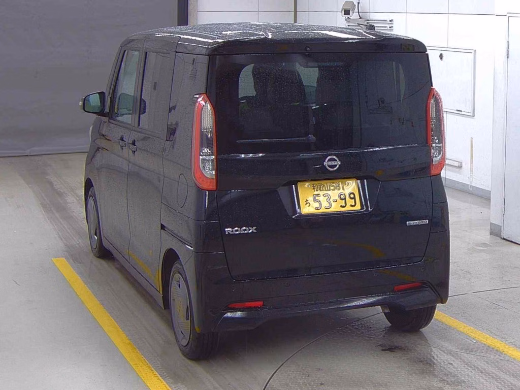 NISSAN ROOX