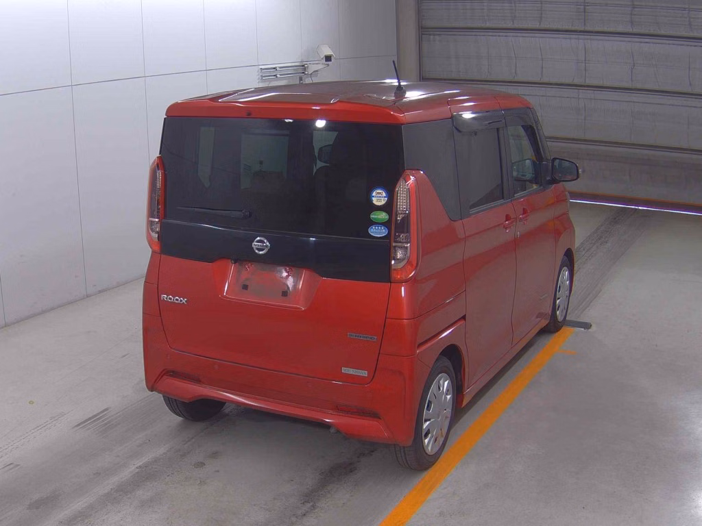 NISSAN ROOX