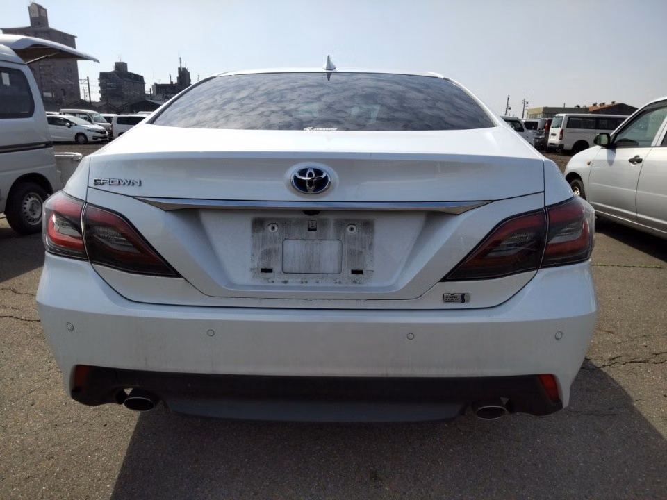 TOYOTA CROWN