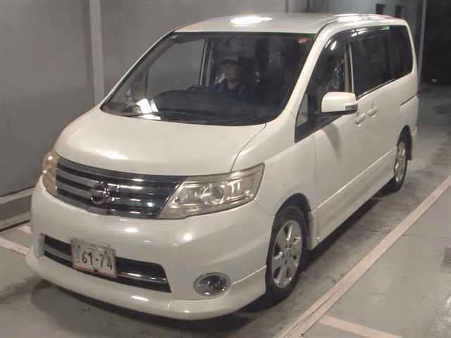 NISSAN SERENA