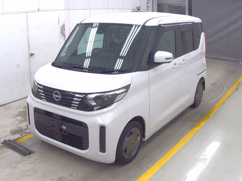 NISSAN ROOX