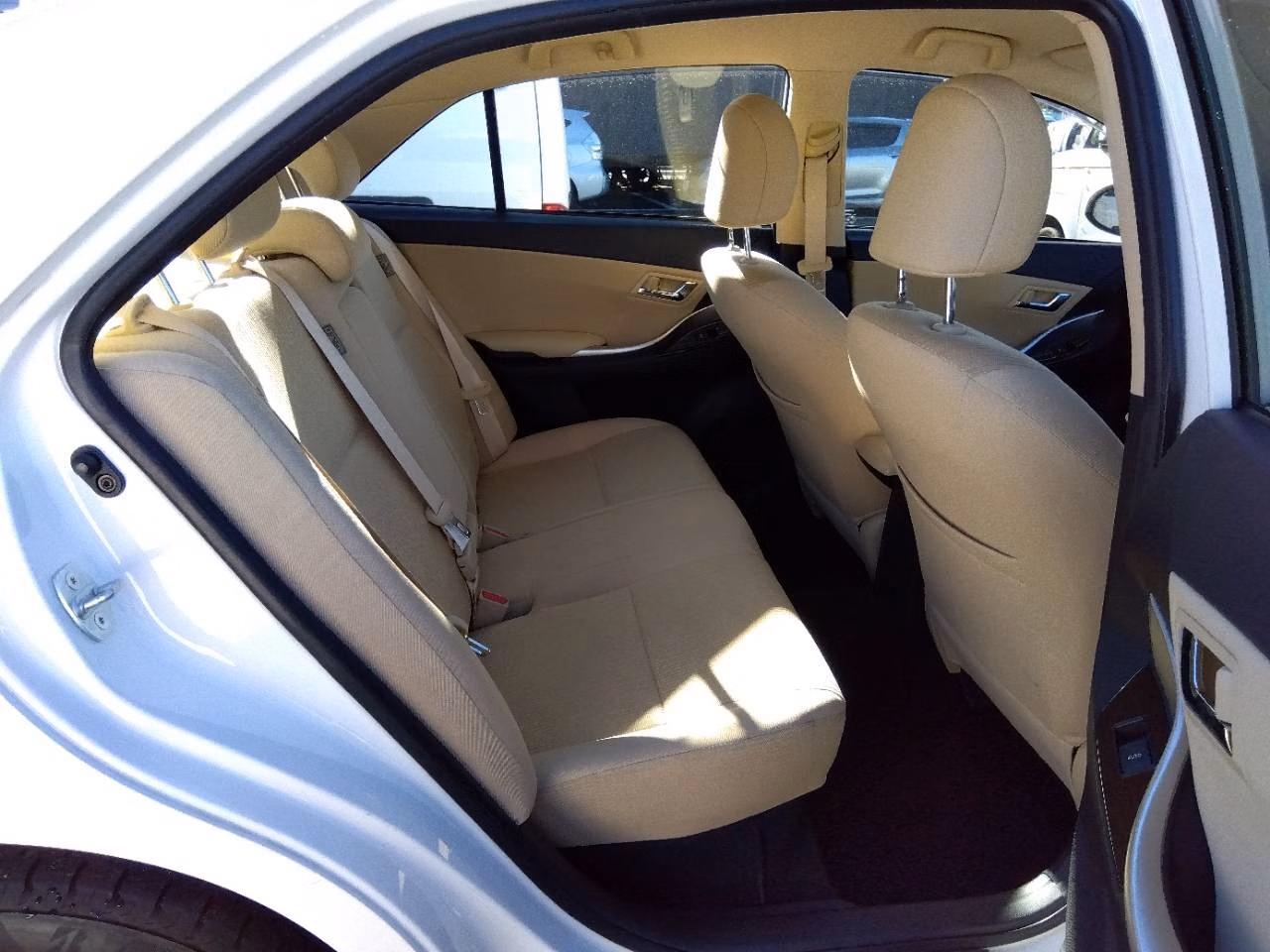 TOYOTA PREMIO