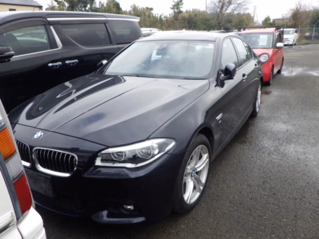 BMW 5-SERIES
